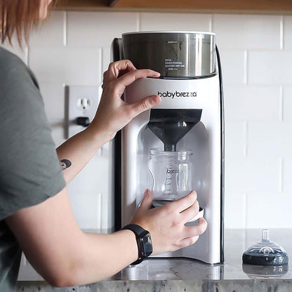 New and Improved Formula Pro Advanced Formula Dispenser Machine - Automatically Mix a Warm Formula Bottle Instantly - Easily Make Bottle with Automatic Powder Blending, White